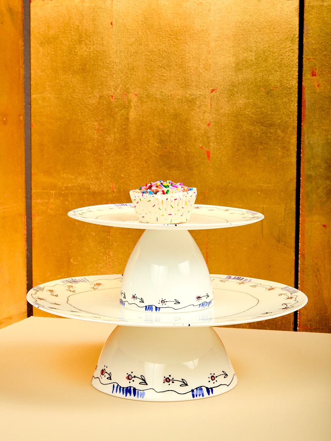 Anemone Cake Stand