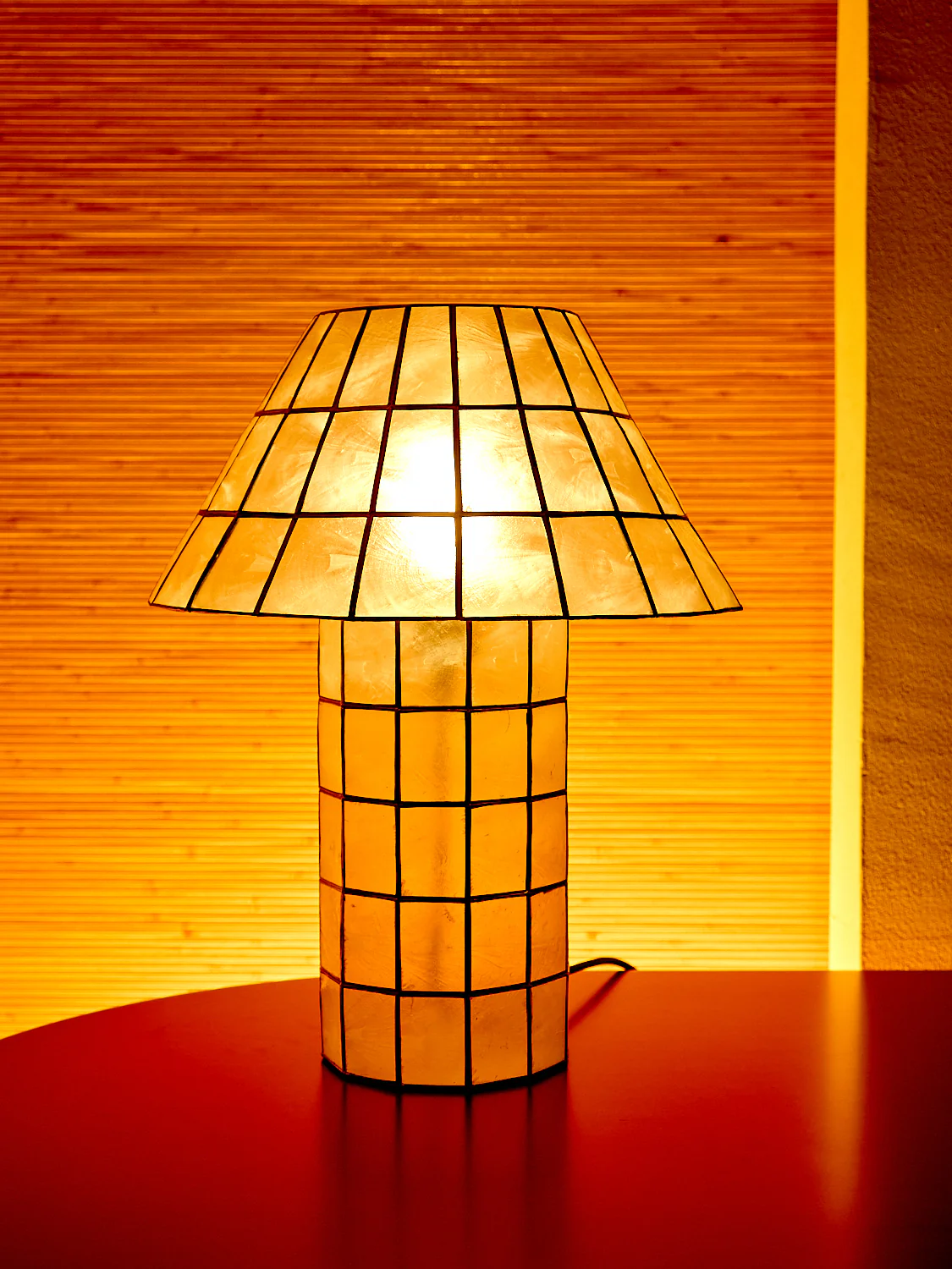 Mother of Pearl Table Lamp - Image 2