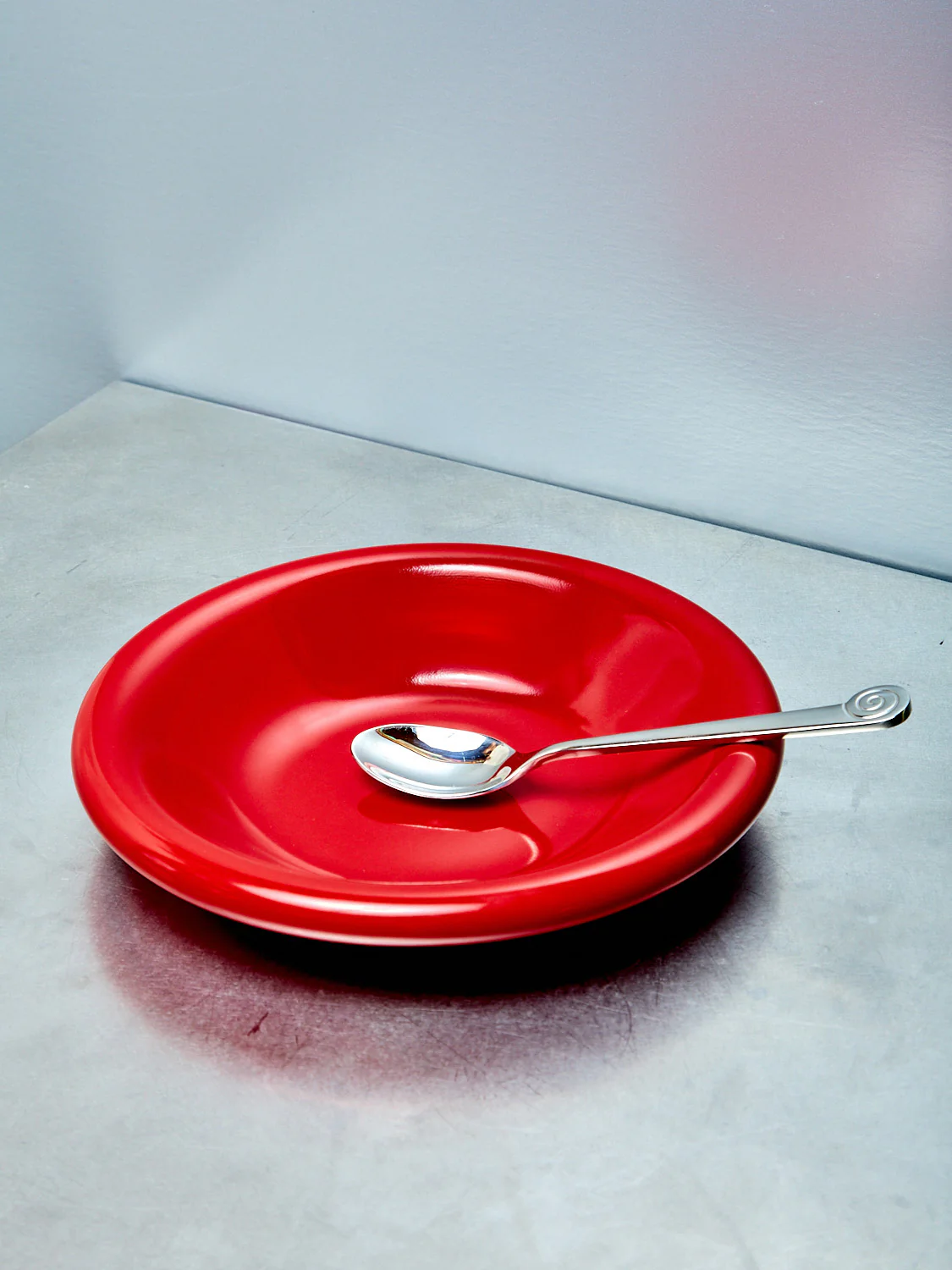 Dinner Dish / Medium Serving Bowl - Image 3
