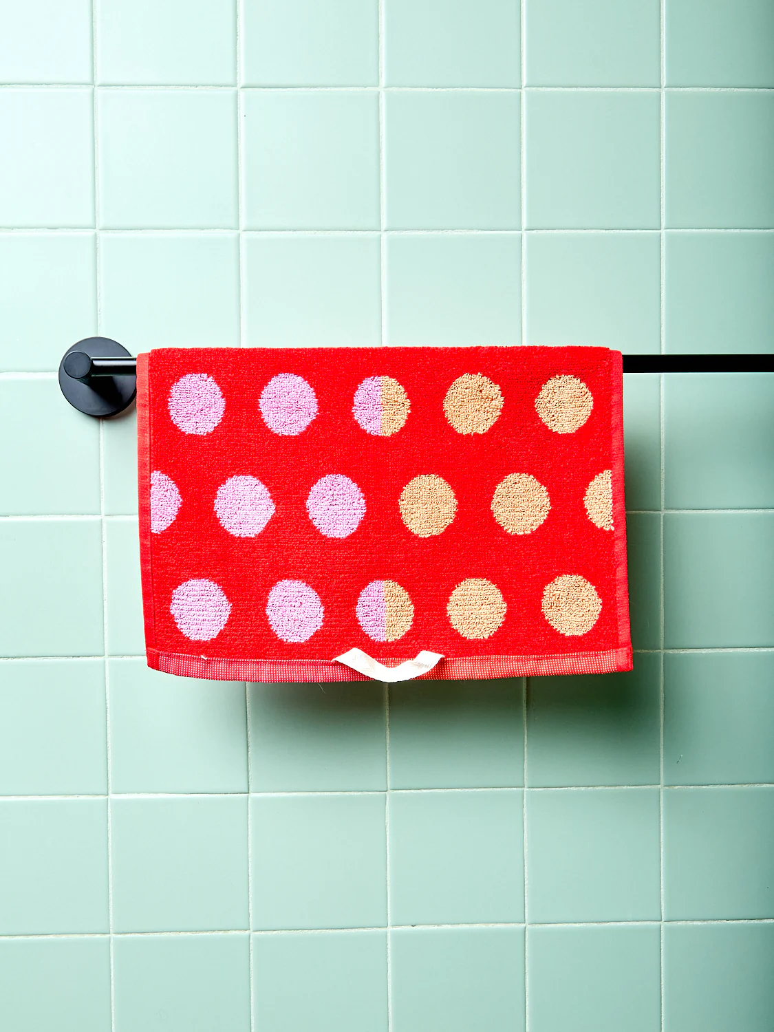 Dot Bath and Hand Towels - Image 4