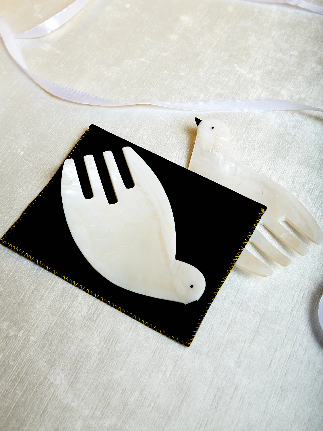 Dove Salad Servers - Image 3