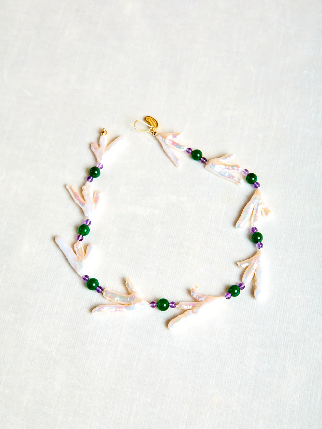 Host Necklace with Chicken Feet Pearl and Gems