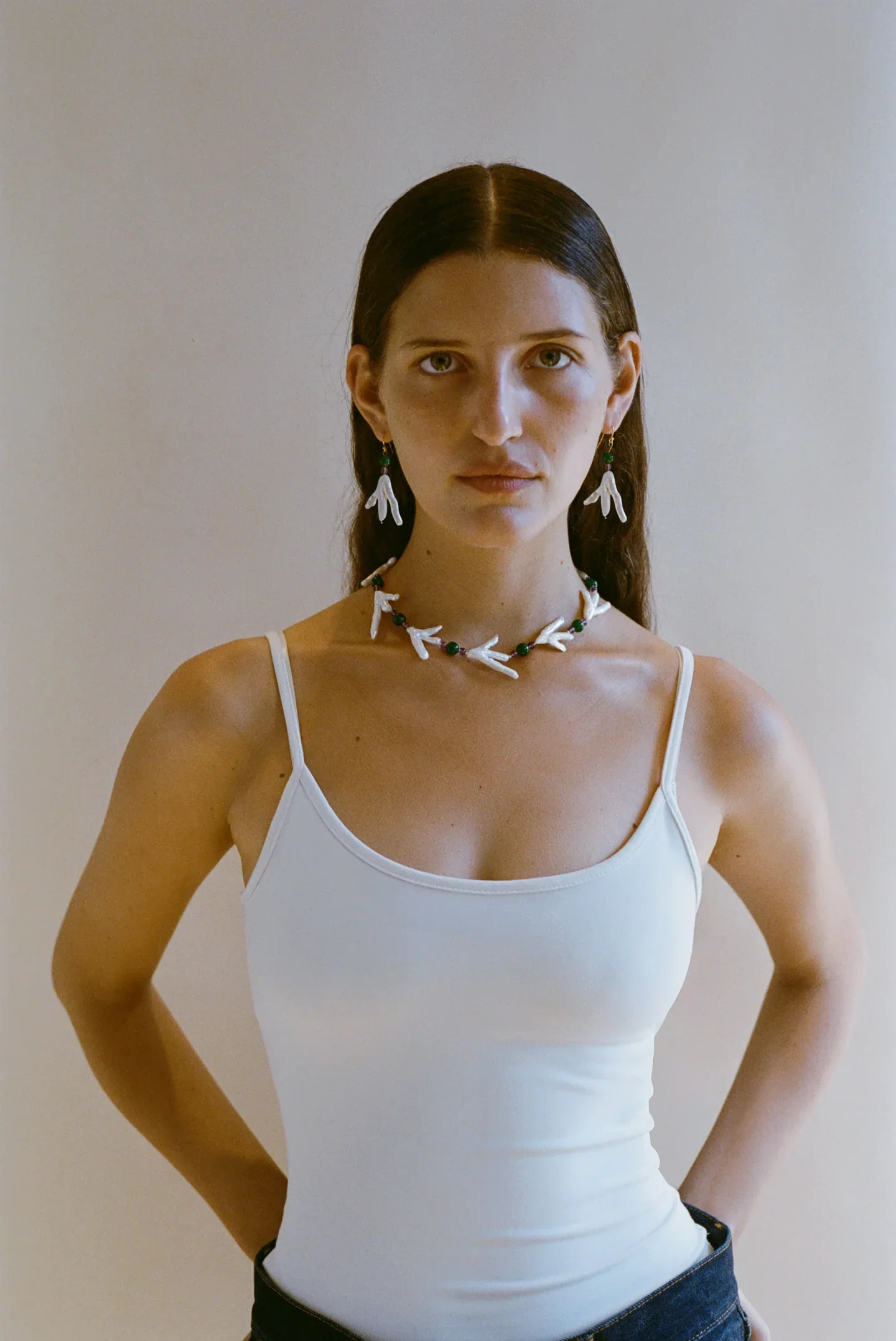 Host Necklace with Chicken Feet Pearl and Gems - Image 3