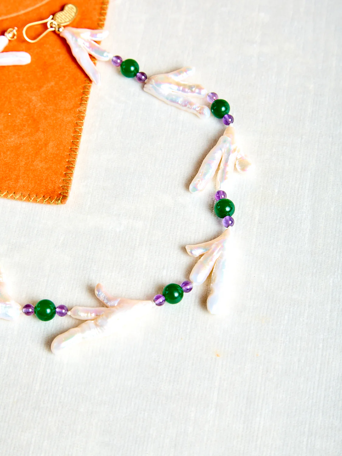 Host Necklace with Chicken Feet Pearl and Gems - Image 4