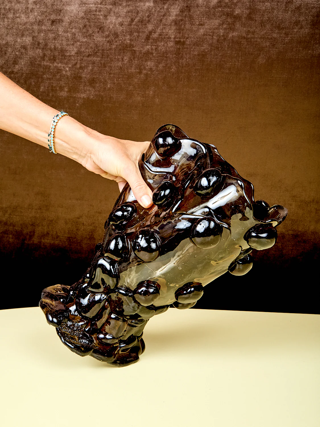 Nugget Vessel in Smoke - Image 2