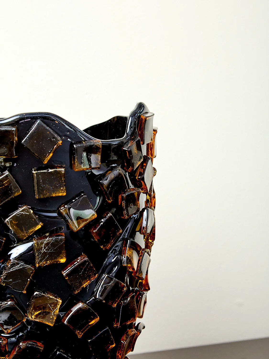 Rock Vessel in Black Amber - Image 3