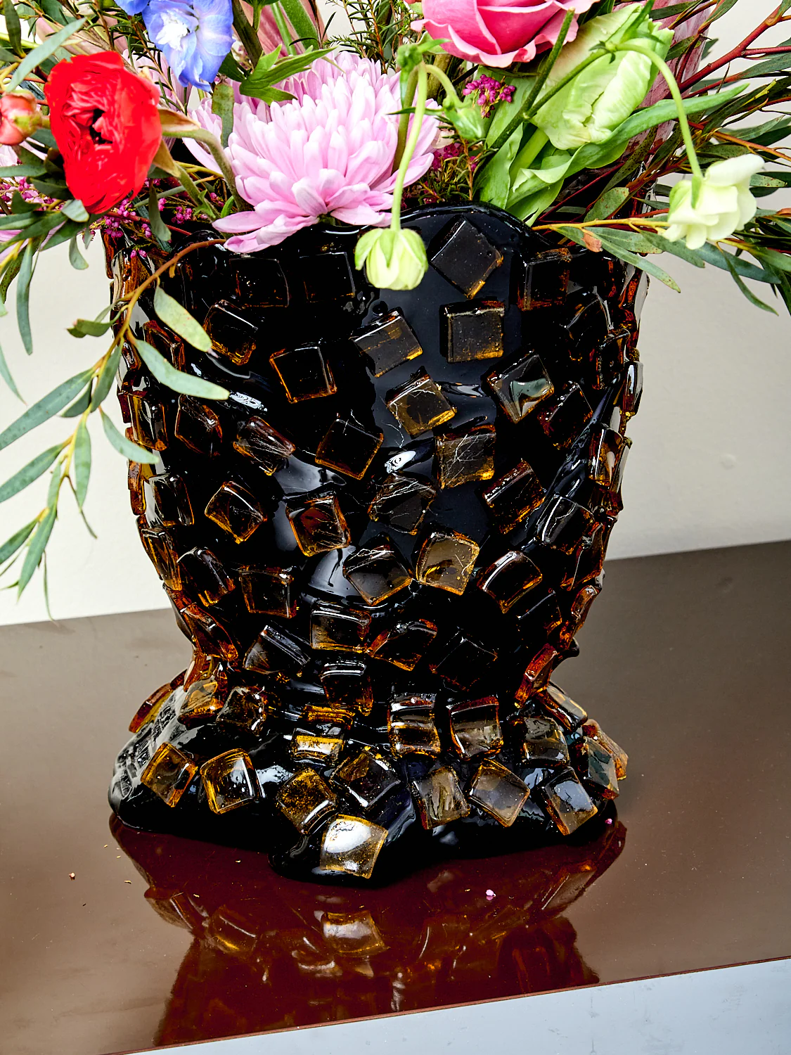 Rock Vessel in Black Amber - Image 5