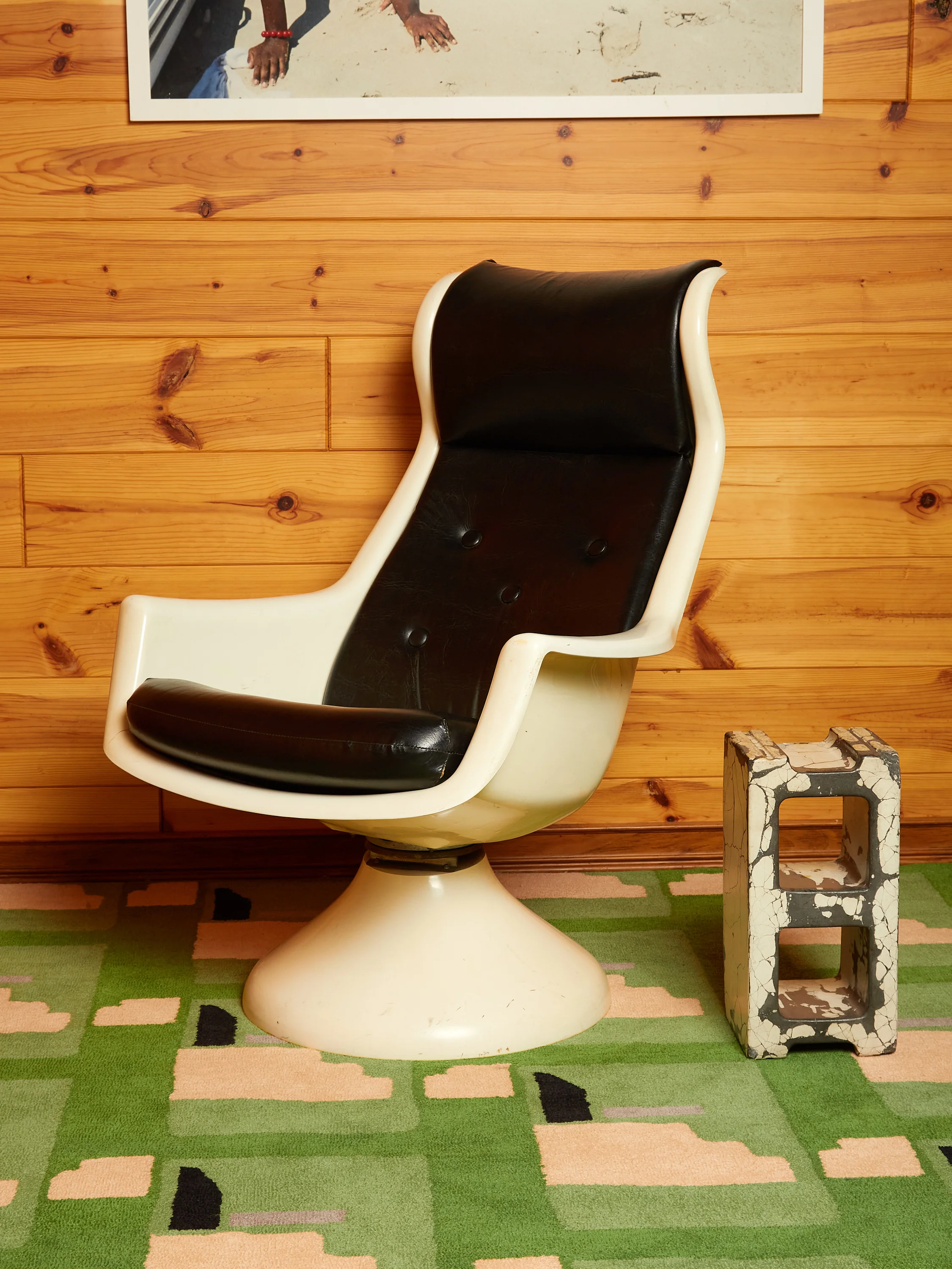Space Age Italian Armchair - Image 8