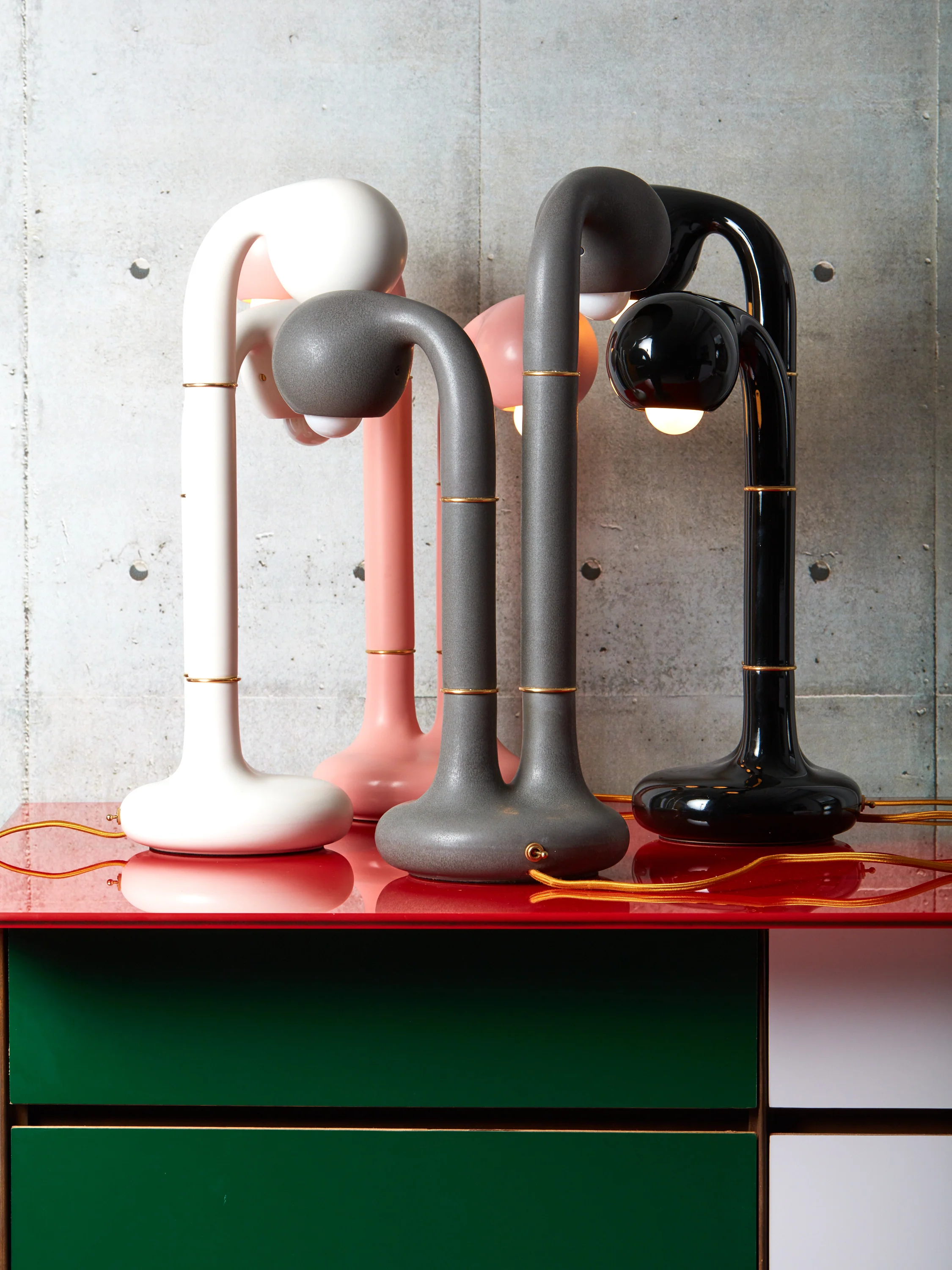 2 Globe Table Lamp - Image 4