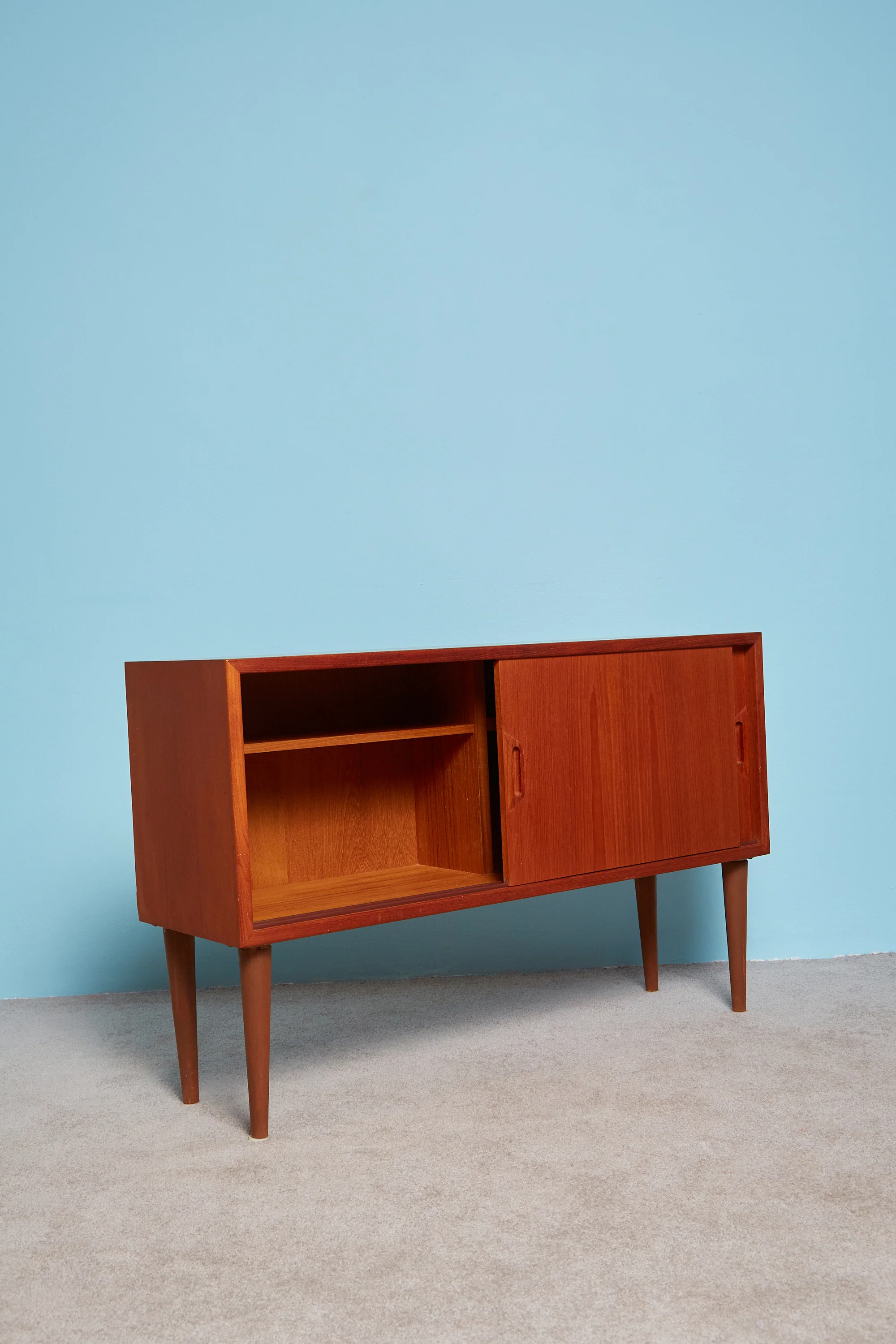 Vintage Sideboard - Image 5