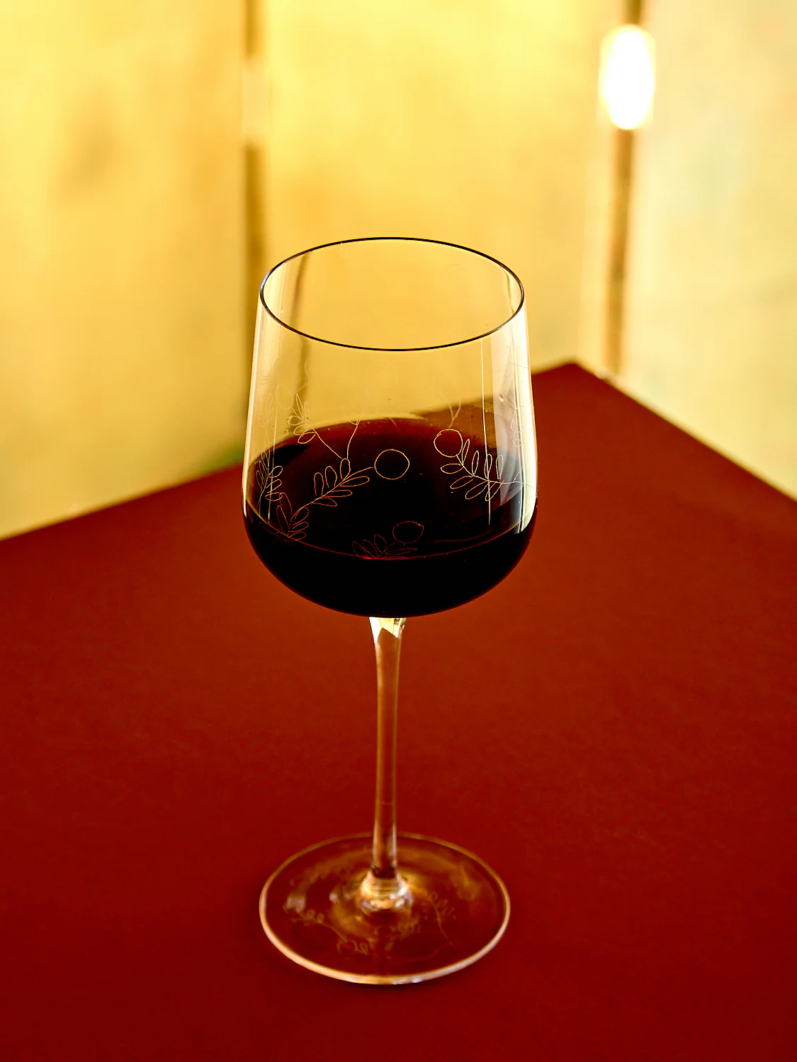 Set of 4 Wine Glasses - Image 7